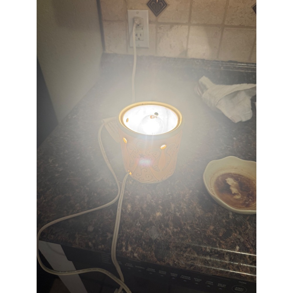 Scentsy DSW-A Angel WaxWarmer CreamCeramic Electric Fragrance Melter Star Cutout